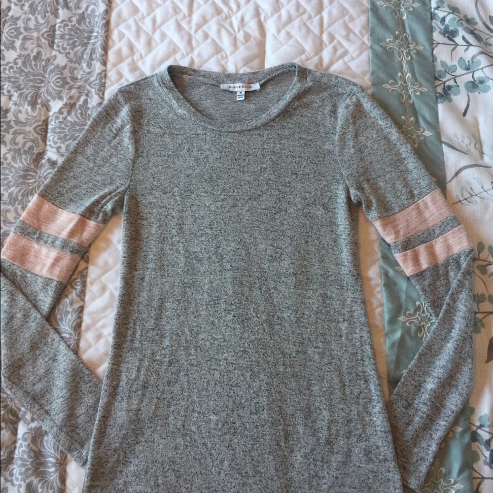 Cute Summer Sweater sz. M